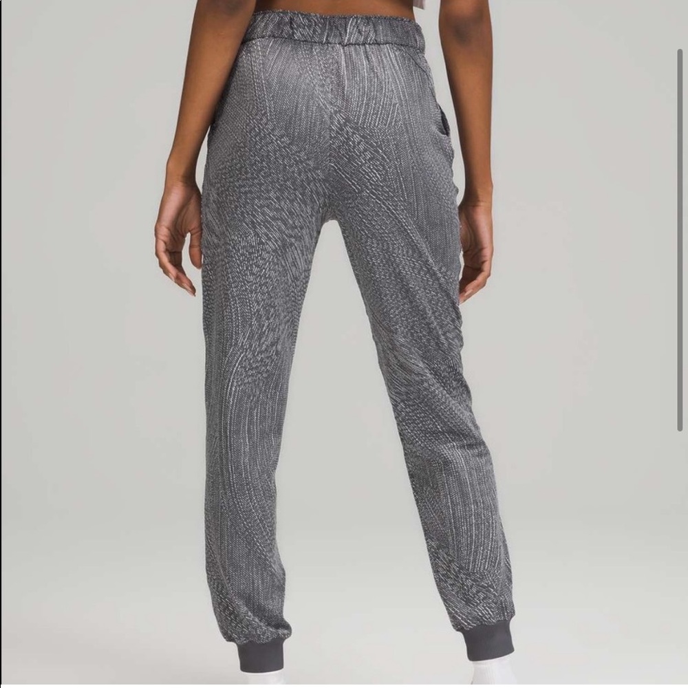 Lululemon Stretch High Rise Joggers - Picture 3 of 6
